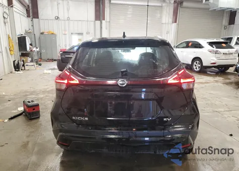 2021 Nissan Kicks Sv z USA, uszkodzony, nr VIN 3N1CP5CVXML498572